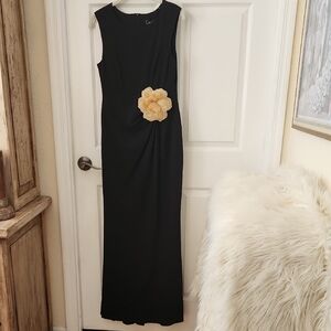 3D Flower Scuba Crepe Gown NEW size 4